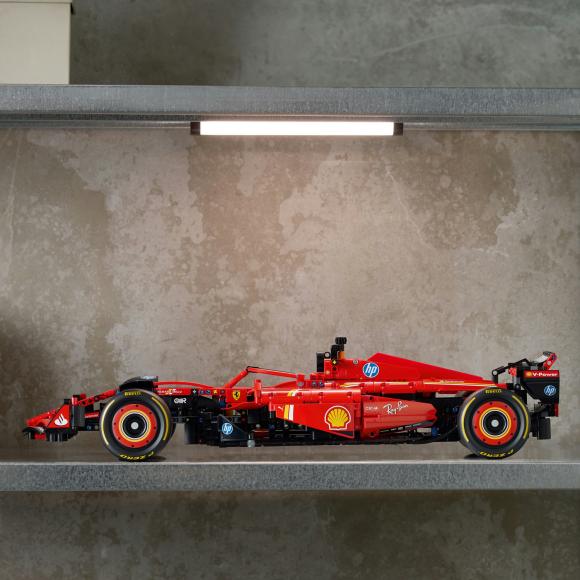 Technic 42207 Ferrari SF-24 F1-bil