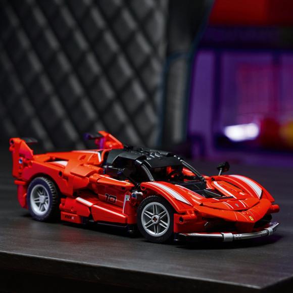 Technic 42212 Ferrari FXX K