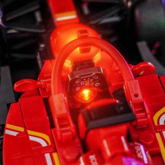 BrickBling lyssæt til: Speed Champions 77242 Ferrari SF-24 F1®-racerbil