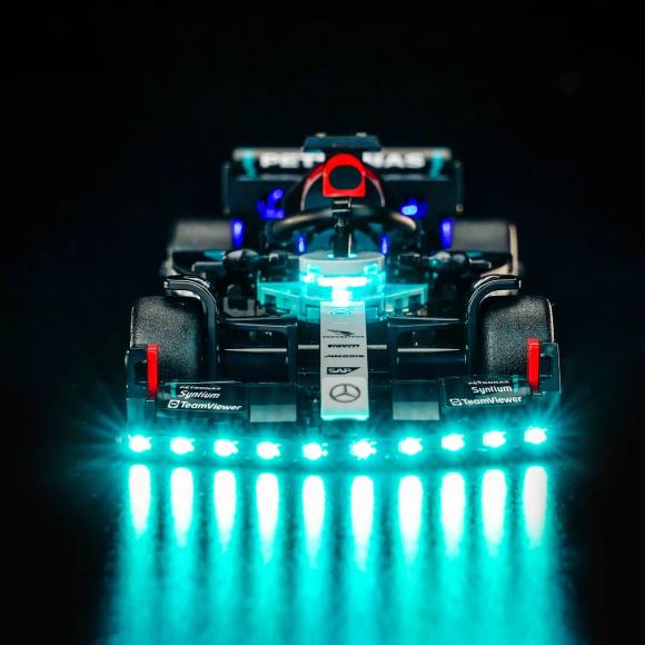 BrickBling lyssæt til: Speed Champions 77244 Mercedes-AMG F1® W15-racerbil