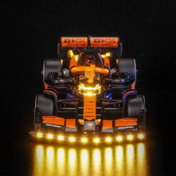 BrickBling lyssæt til: Speed Champions 77251 McLaren F1® Team MCL38-racerbil