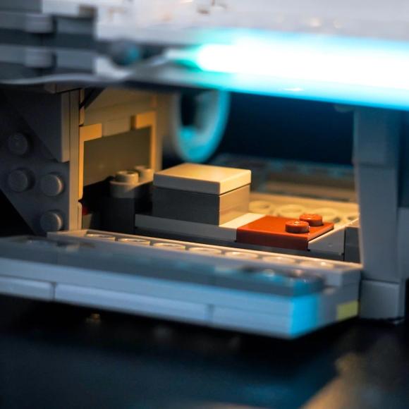 BrickBling lyssæt til: Star Wars™ 75399 Oprørernes U-wing-stjernejager