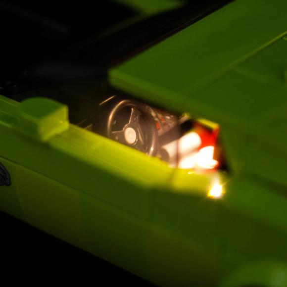 BrickBling lyssæt til: Speed Champions 77237 Dodge Challenger SRT Hellcat-sportsvogn