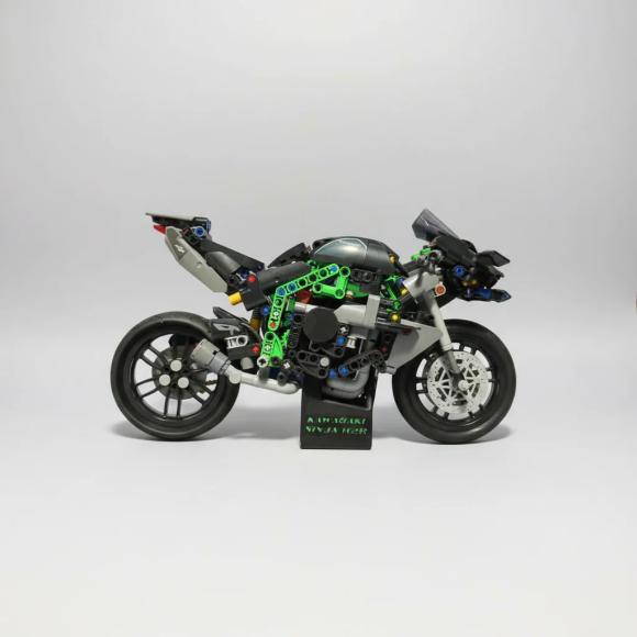 Vægophæng Technic 42170 Kawasaki Ninja H2R-motorcykel (sort) 