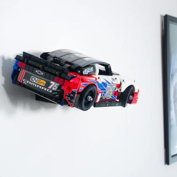 Ophængt lego technic 42153 nascar chevrolet camaro set bagfra