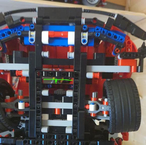 Vægophæng Technic 42125 Ferrari 488 GTE “AF Corse (sort) 