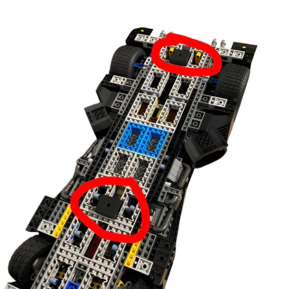 Stedet hvor ophæng skal monteres på lego batman 76139 1989 batmobile 