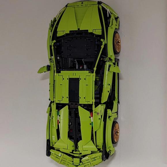 Ophængt lego technic 42115 lamborghini sian fkp set forfra