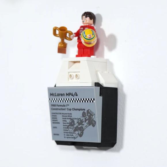 Figurholdet til LEGO Icons 10330 McLaren MP4/4 Ayrton Senna 