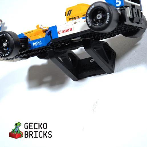 Ophængt LEGO Icons 10353 Williams Racing FW14B set nedenfra 