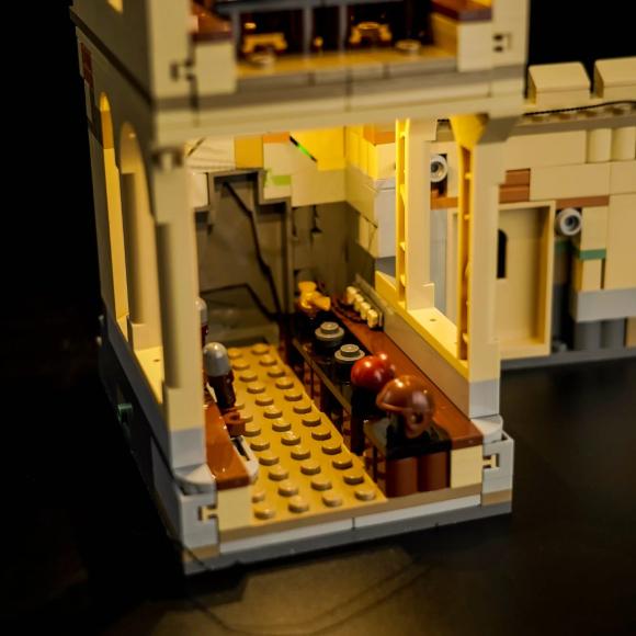 Oplyst Harry Potter 76447 Hogwarts™-slottet: Flyvelektioner med BrickBling sal i huset