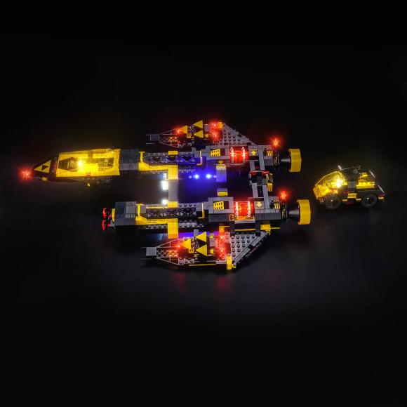 Oplyst LEGO Icons 10355 Blacktron Renegade med BrickBling set bagfra 2 