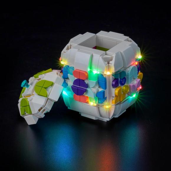 Oplyst 40816 dekorativt påskeæg med BrickBling med låget taget af