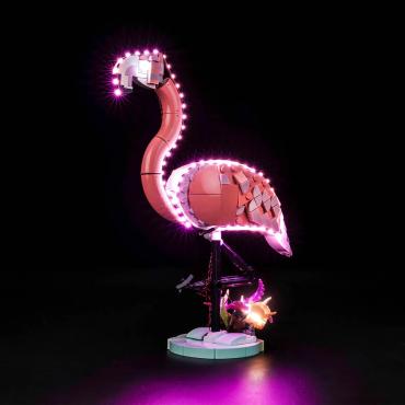 Oplyst LEGO Creator 31170 Vilde dyr pink flamingo med BrickBling set fra siden