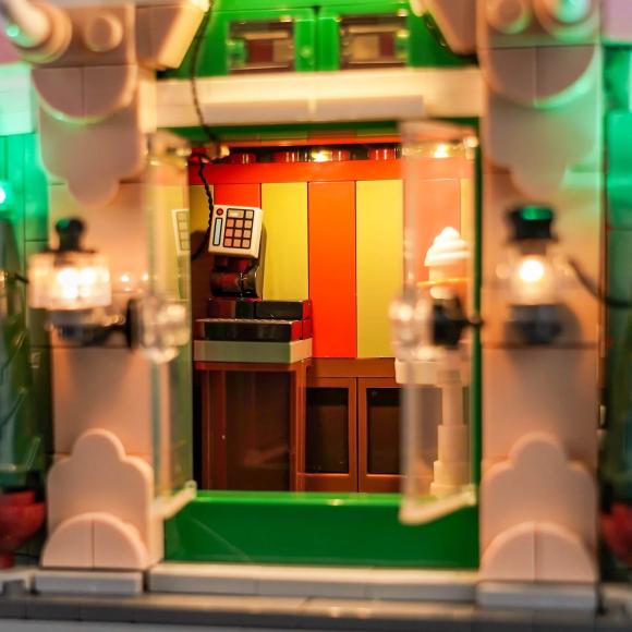 BrickBling lyssæt til: Icons 10362 Fransk café