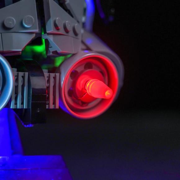 BrickBling lyssæt til: Star Wars 75429 AT-AT™-førers hjelm
