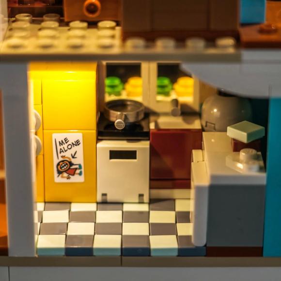 BrickBling lyssæt til: Disney 43268 Strandhuset fra Lilo og Stitch