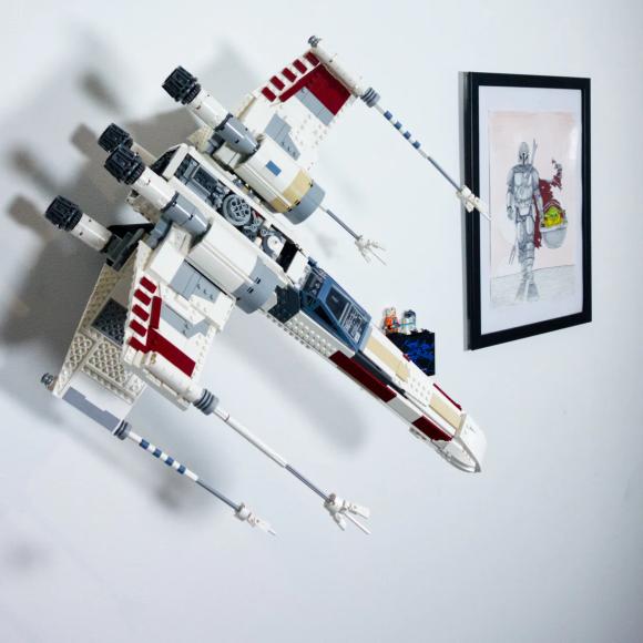 Vægophæng Star Wars 75355 UCS X-Wing (sort) 