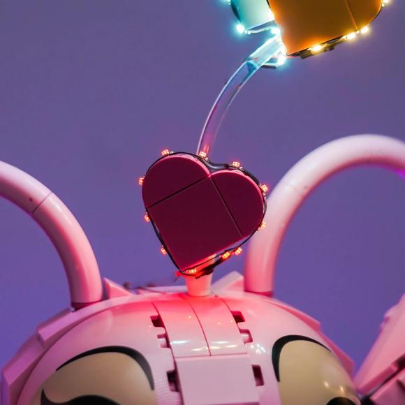 BrickBling lyssæt til: Disney 43257 Angel