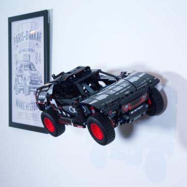 Vægophæng Technic 42160 Audi RS Q E-Tron (sort) vandret