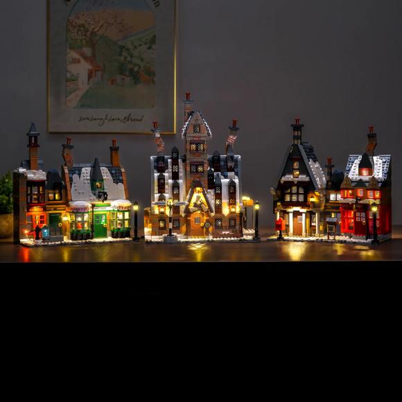 BrickBling lyssæt til: Harry Potter™ 76457 Hogsmeade™-landsbyen – samlerudgave