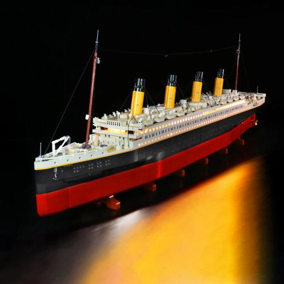 BrickBling lyssæt til: 10294 LEGO® Titanic