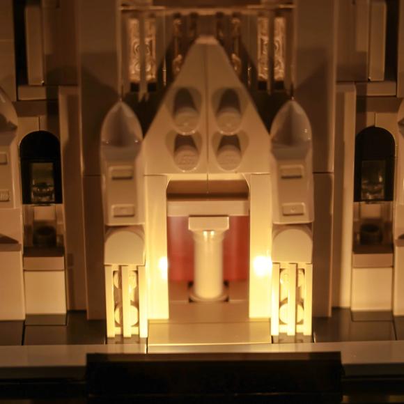 BrickBling lyssæt til: Architecture 21061 Notre-Dame de Paris