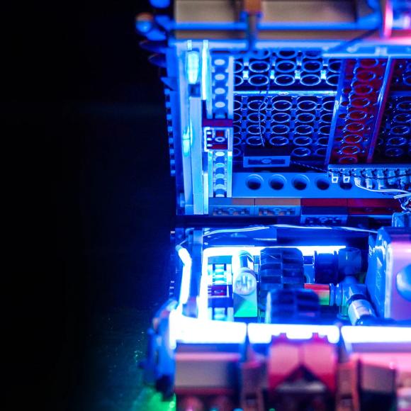 BrickBling lyssæt til: Harry Potter™ 76449 Bidende Store Monsterbog