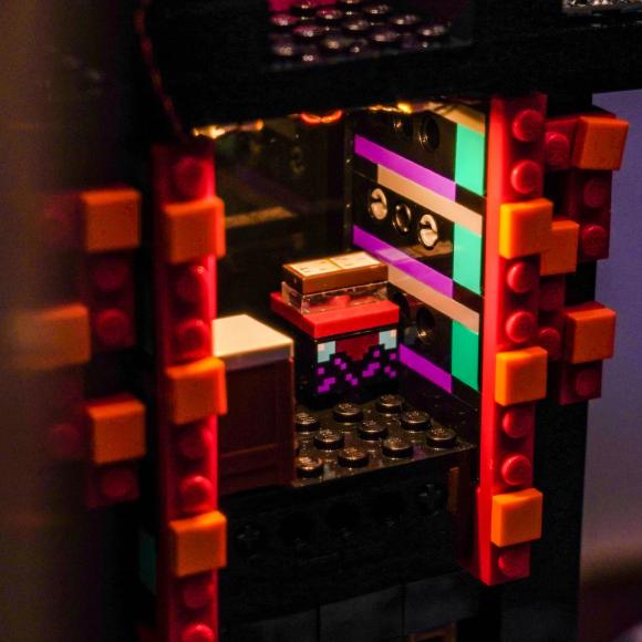 BrickBling lyssæt til: Minecraft 21279 Enderman-tårnet