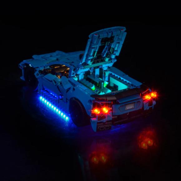 BrickBling lyssæt til: Technic 42217 Blå Chevrolet Corvette Stingray