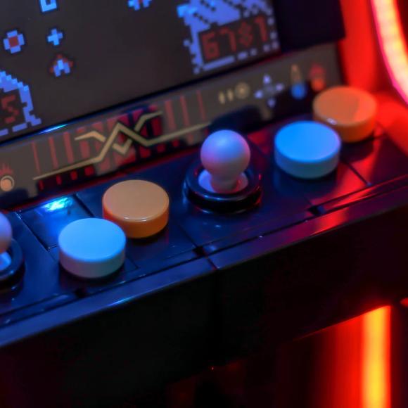 BrickBling lyssæt til: Icons 40805 Arkademaskine