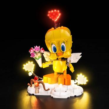 Oplyst LEGO 40824 Kærligheds-piphans med BrickBling set forfra med hovedet vinklet