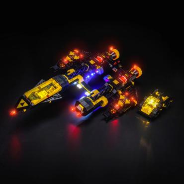Oplyst LEGO Icons 10355 Blacktron Renegade med BrickBling set fra højre side