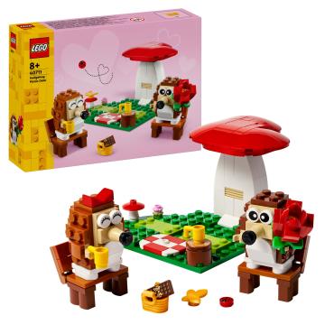 LEGO Holiday & Event 40711 Pindsvineskovtur